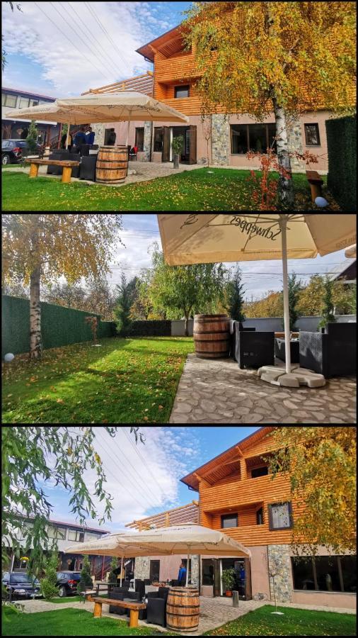 Casa De Vacanta Clara Maria คอมาร์นิค ภายนอก รูปภาพ